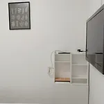 Lisbon's Cozy House Apartament