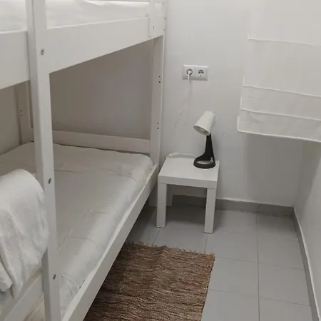 Lisbon's Cozy House Daire *